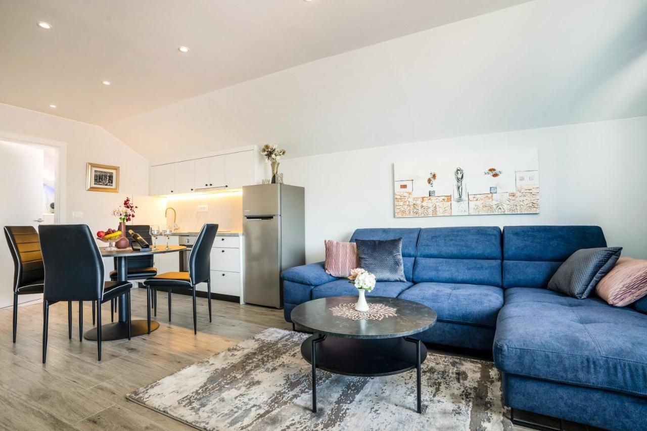 Deluxe Apartments Franjkovic Селиште-Дрежничко Экстерьер фото